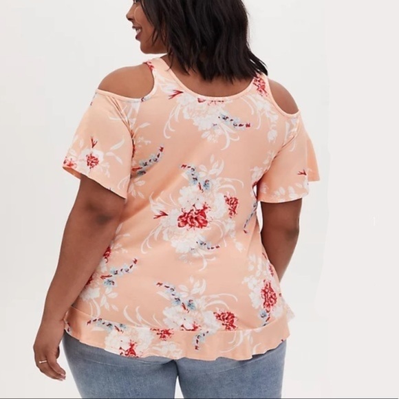 TORRID Super soft floral cold shoulder top - Picture 2 of 11